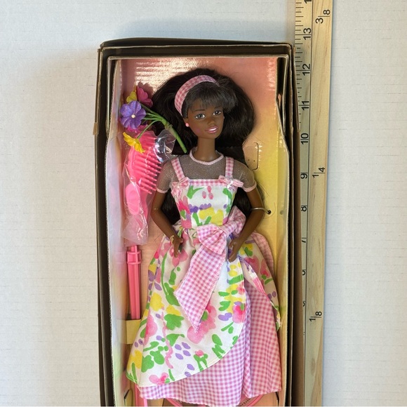 Vintage Barbie Avon Exclusive - Picture 4 of 14
